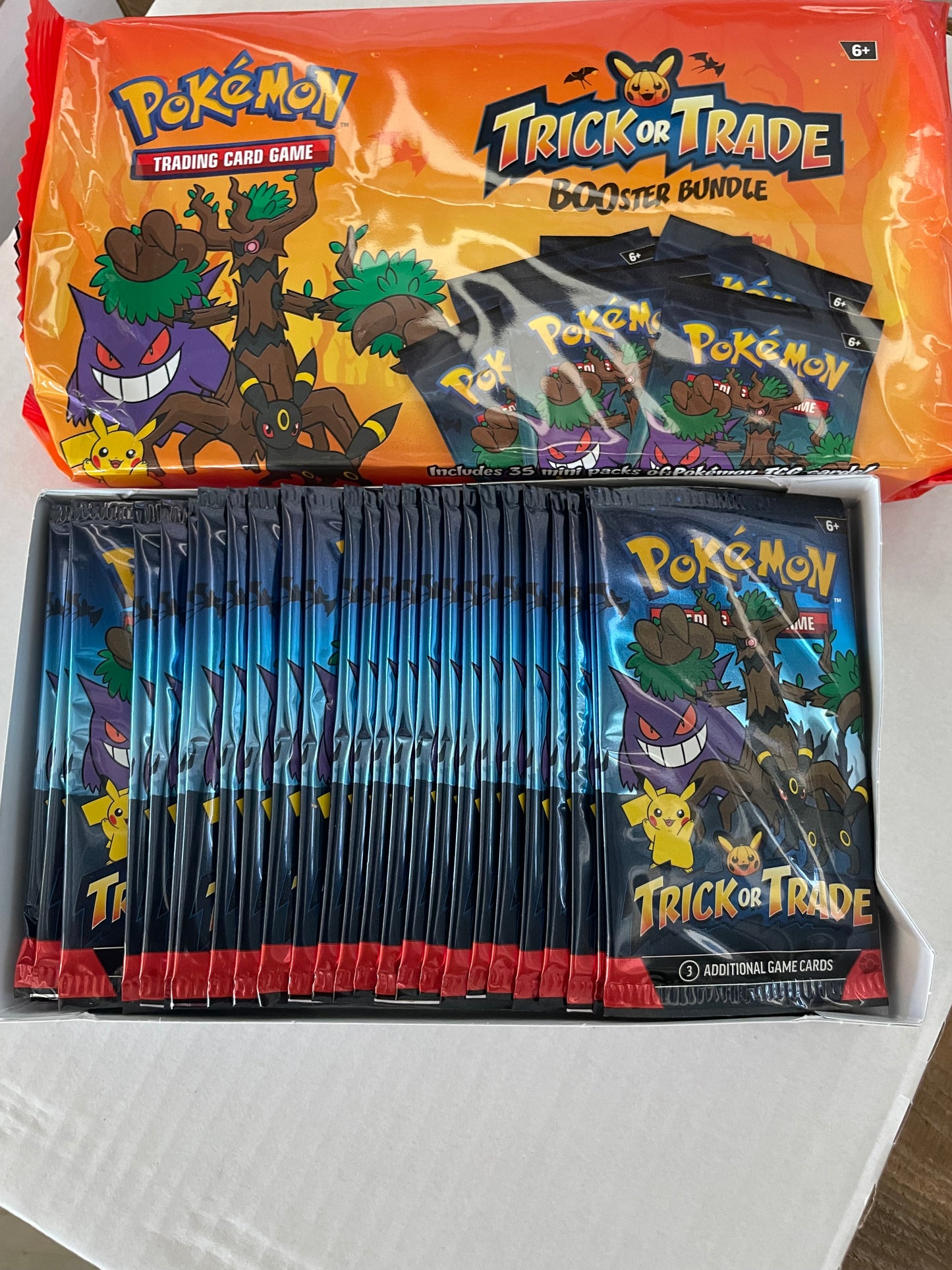 (6kr) Pokemon Trick or Treat pack