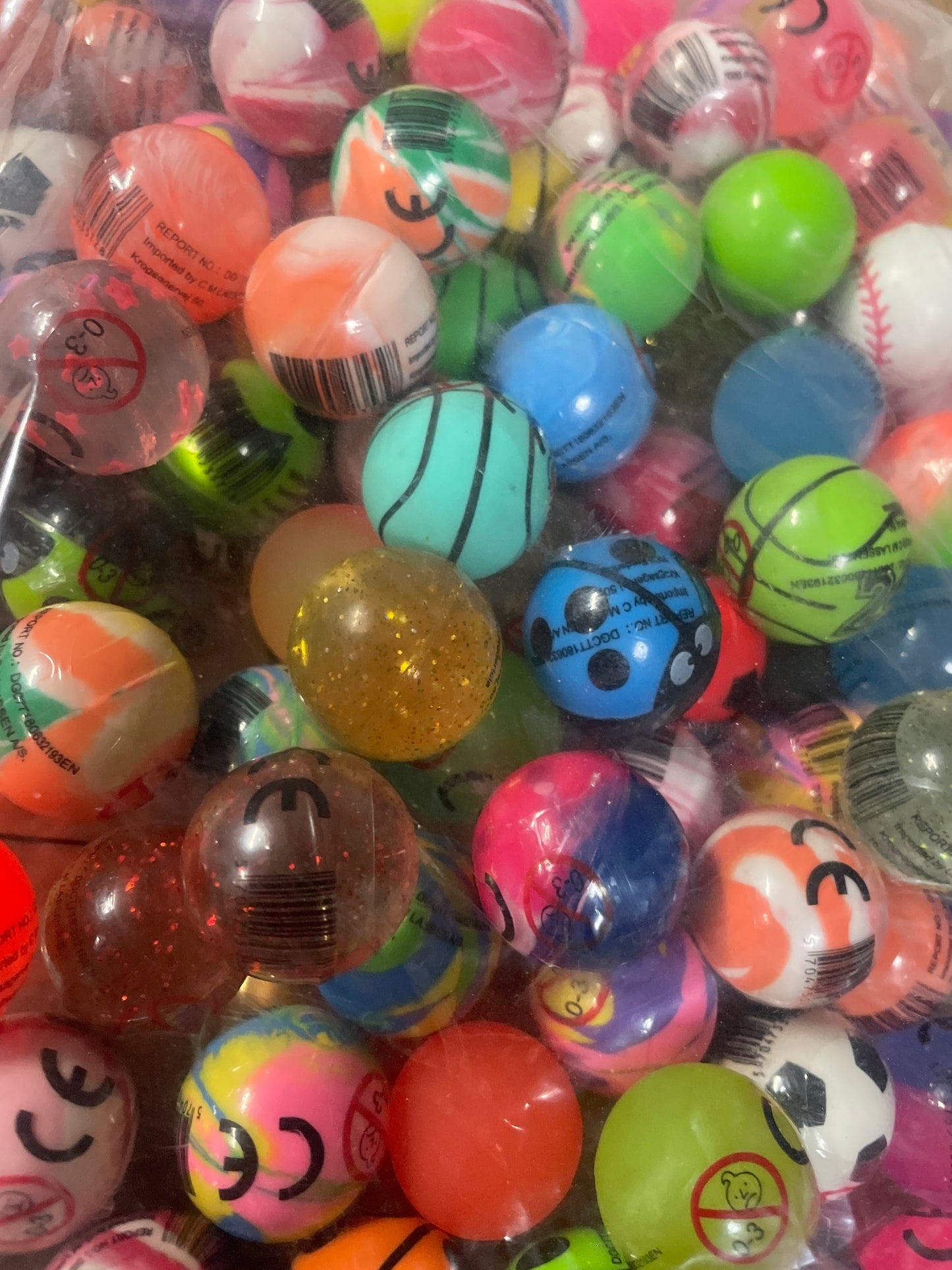 (1kr) Hoppebold ass. 27mm