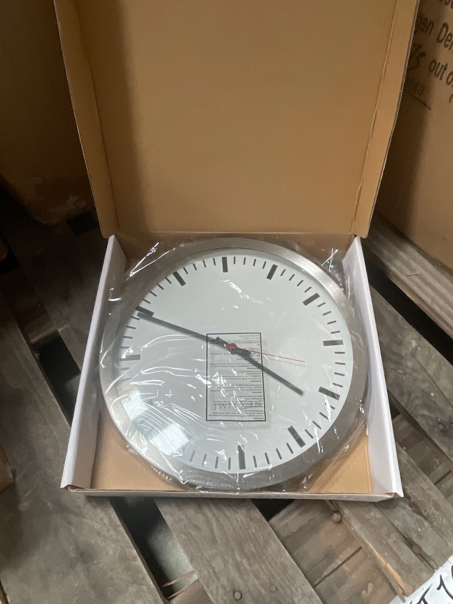 (20kr) Vægur Ø34cm