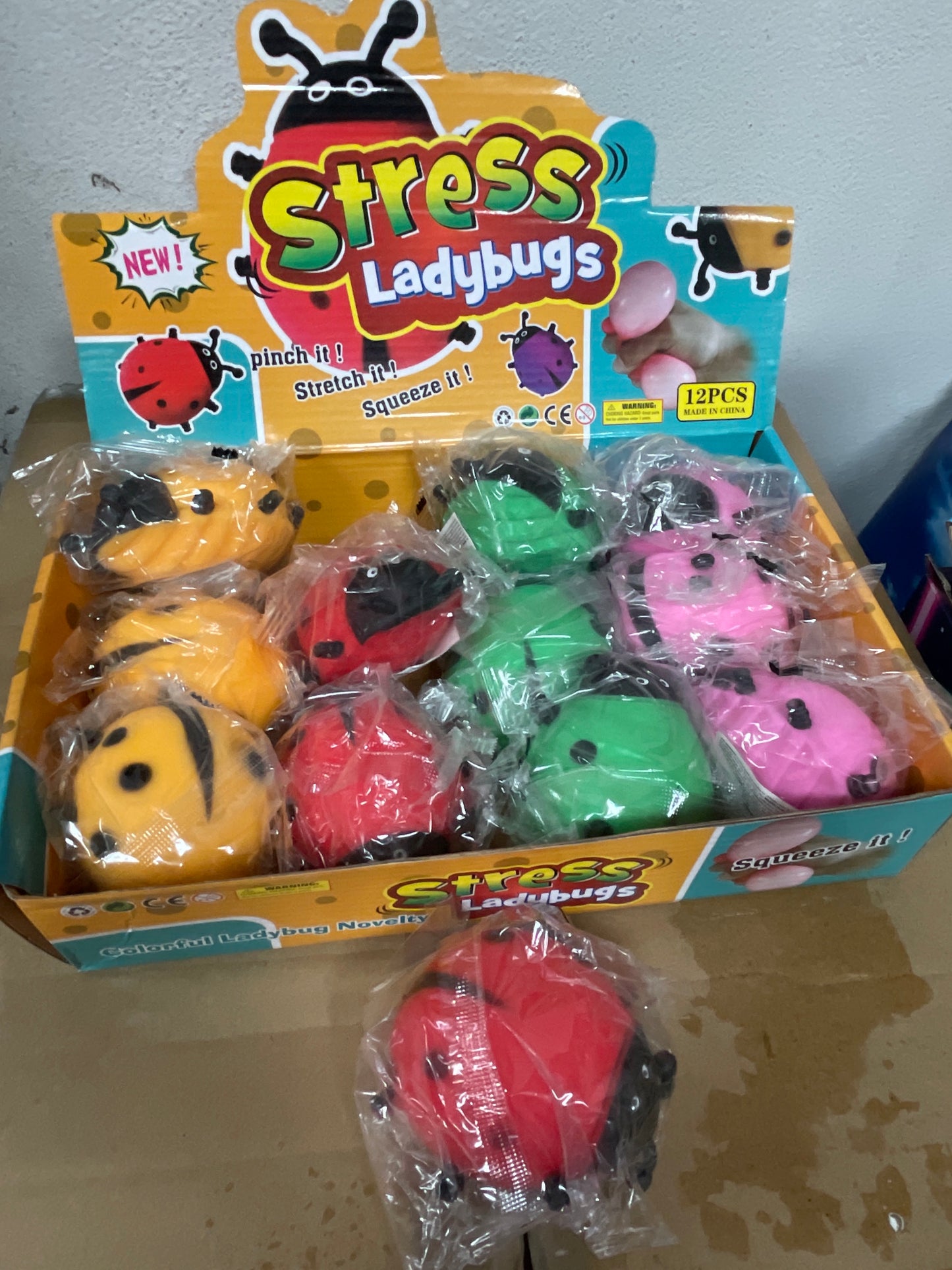 (8kr) Klemmebold mariehøne