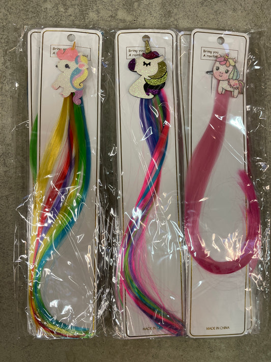 (6,4kr) Kunstigt hår m/ unicorn spænde
